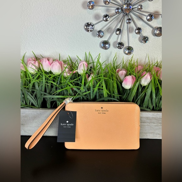 Kate Spade Pebbled Leather Large Wristlet Orange NWT